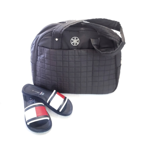 Gaiam Bags Yoga Mat Gym Class Carry Bag Tote Duffle Poshmark